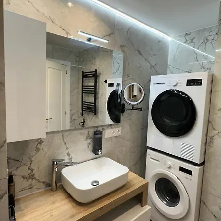 Apartaments Platja D'Aro بلاتجا ذارو