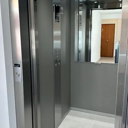 Apartaments Platja D'Aro شقة *